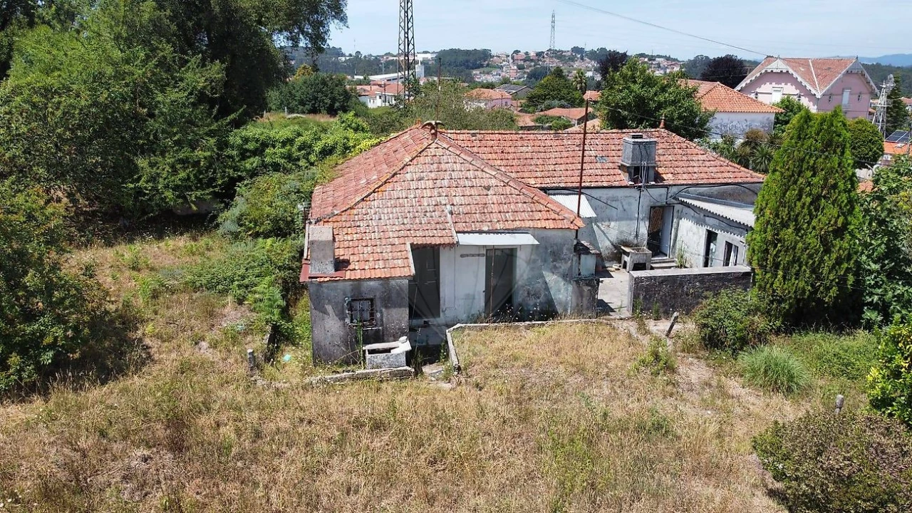 Moradia T3 para Venda em Mozelos Foto 2