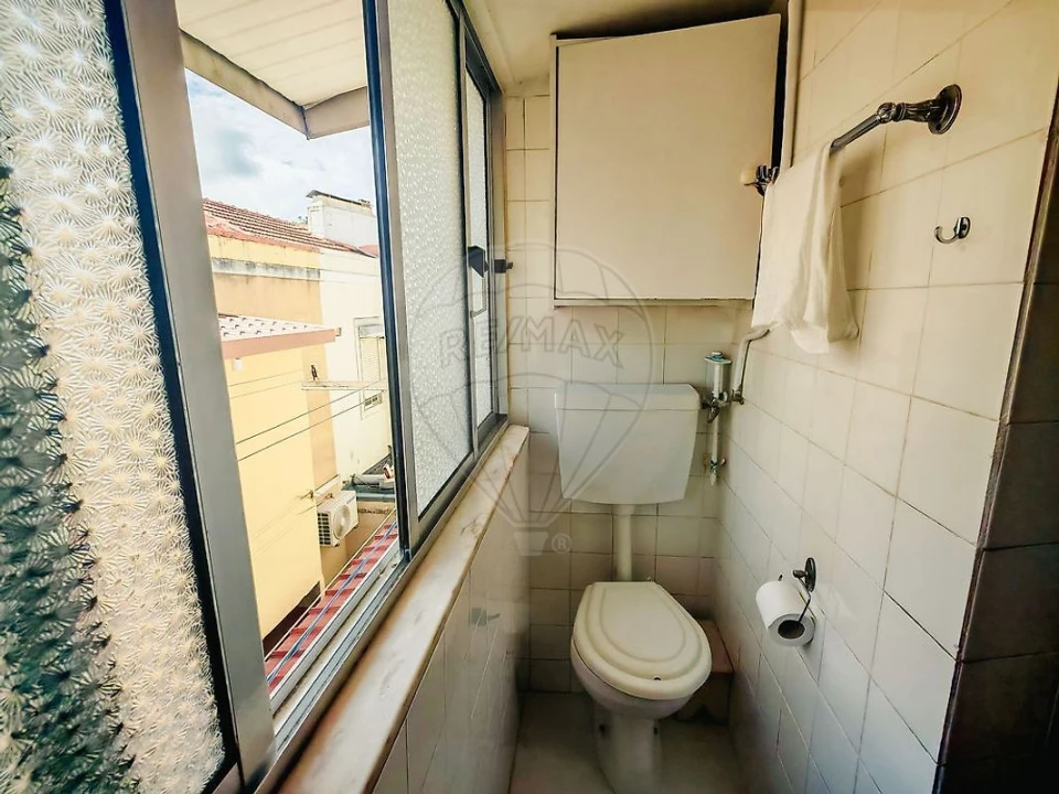 Apartamento T2 para Venda em Penha de França Foto 14