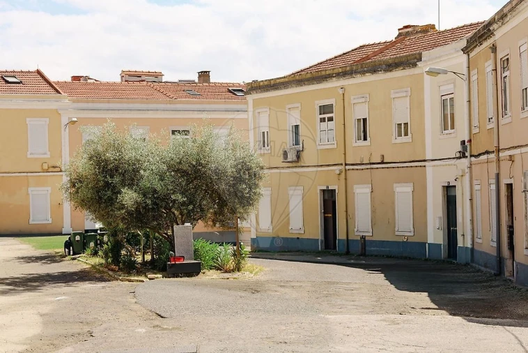 Apartamento T2 para Venda em Penha de França Foto 4