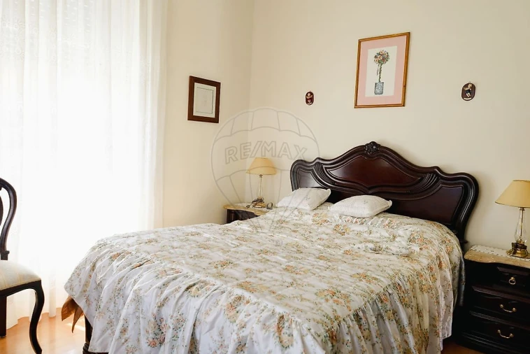 Apartamento T2 para Venda em Penha de França Foto 10