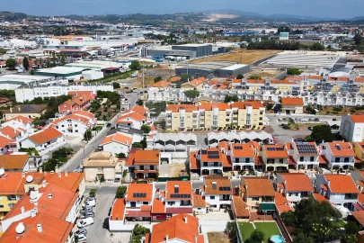 Apartamento T1 para Venda em Carregado e Cadafais