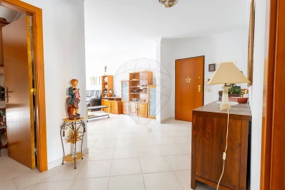 Apartamento T1 para Venda em Carregado e Cadafais