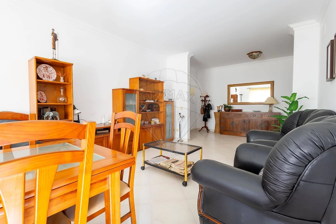 Apartamento T1 para Venda em Carregado e Cadafais Foto 7
