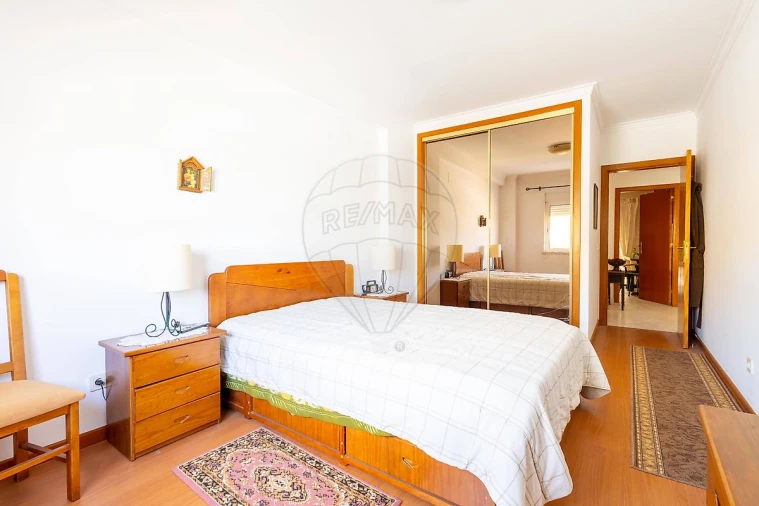 Apartamento T1 para Venda em Carregado e Cadafais Foto 15