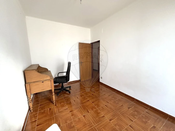 Apartamento T3 para Venda em Rio Maior Foto 16
