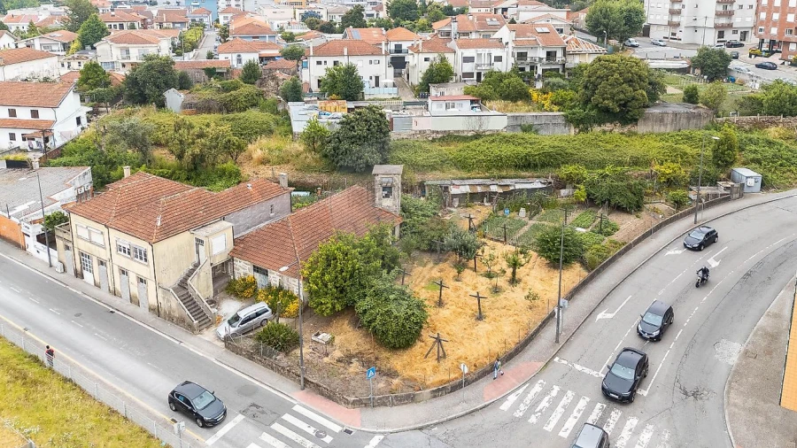 Terreno para Venda em Ermesinde Foto 3