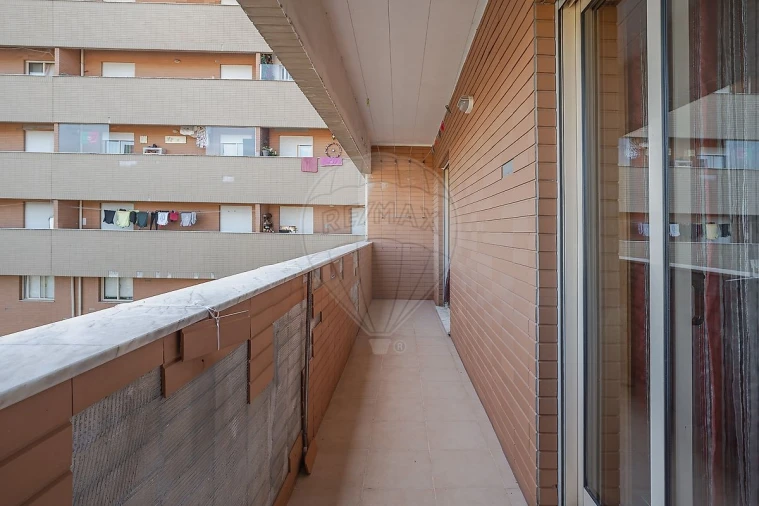 Apartamento T3 para Venda em Gandra Foto 5
