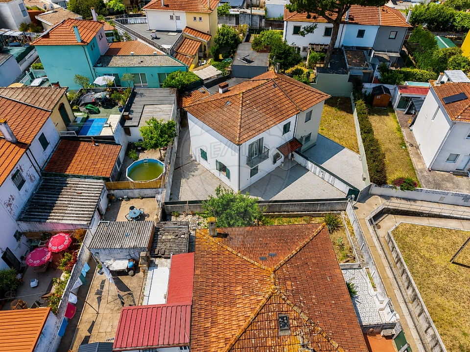 Moradia T4 para Venda em Campanhã Foto 13