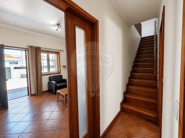 Moradia T4 para Venda em Campanhã