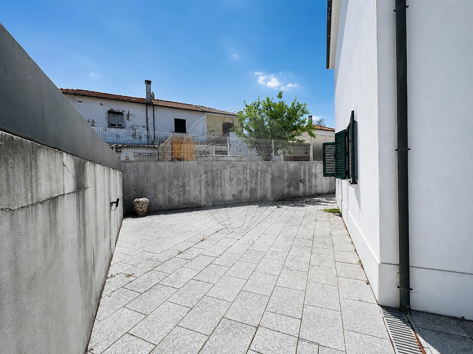 Moradia T4 para Venda em Campanhã Foto 32