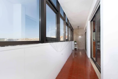 Apartamento T1 para Venda em Avenidas Novas