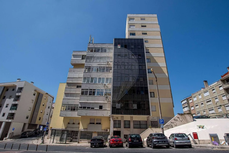 Apartamento T1 para Venda em Avenidas Novas Foto 15