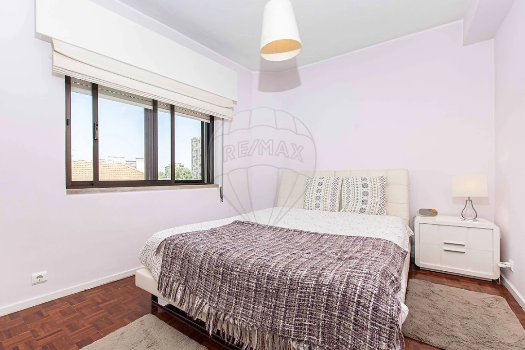 Apartamento T1 para Venda em Avenidas Novas Foto 18