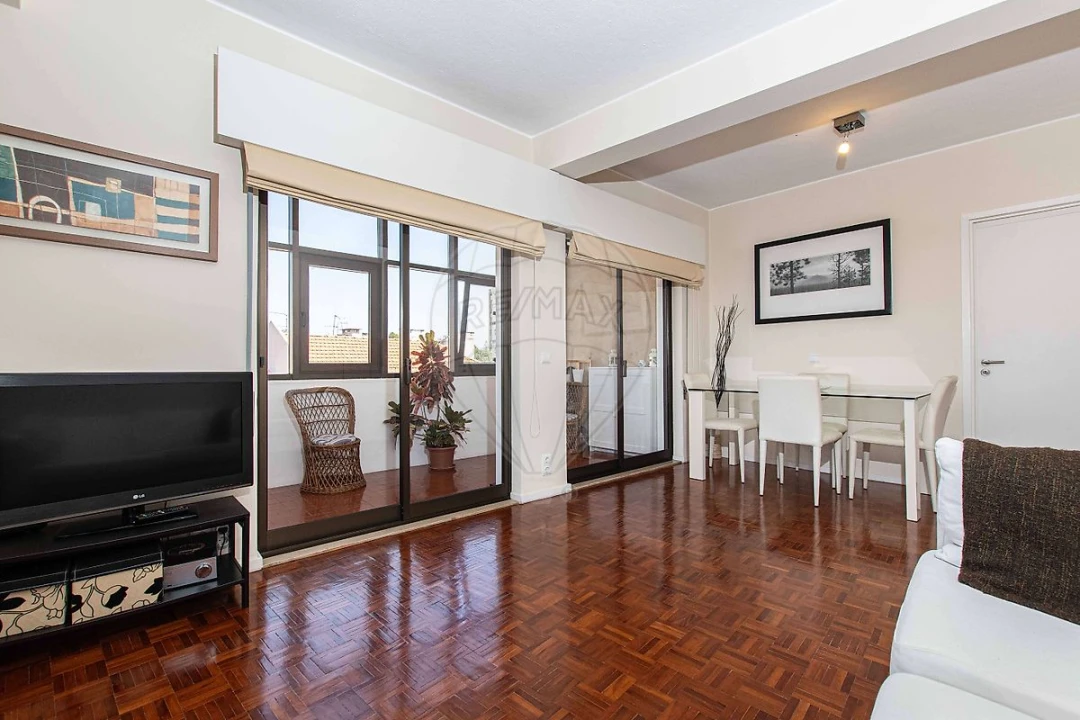 Apartamento T1 para Venda em Avenidas Novas Foto 5