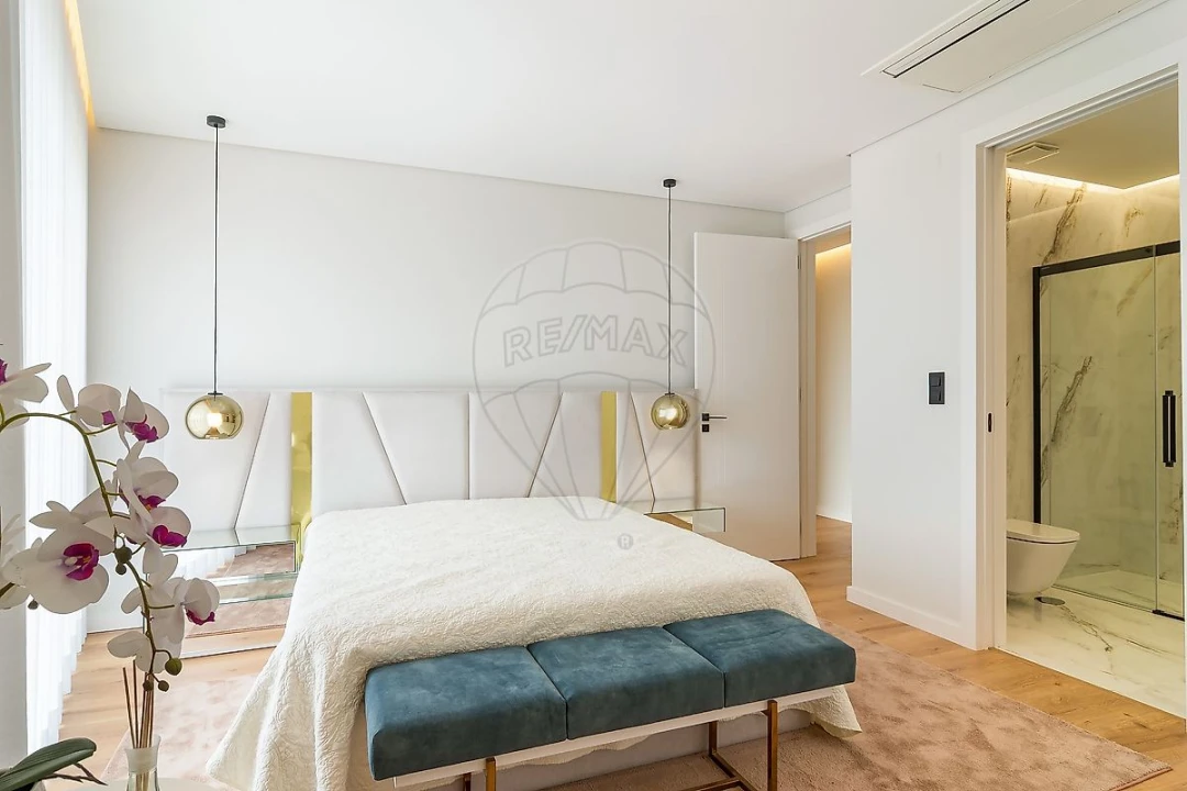 Apartamento T3 para Arrendamento em Carnaxide e Queijas Foto 13