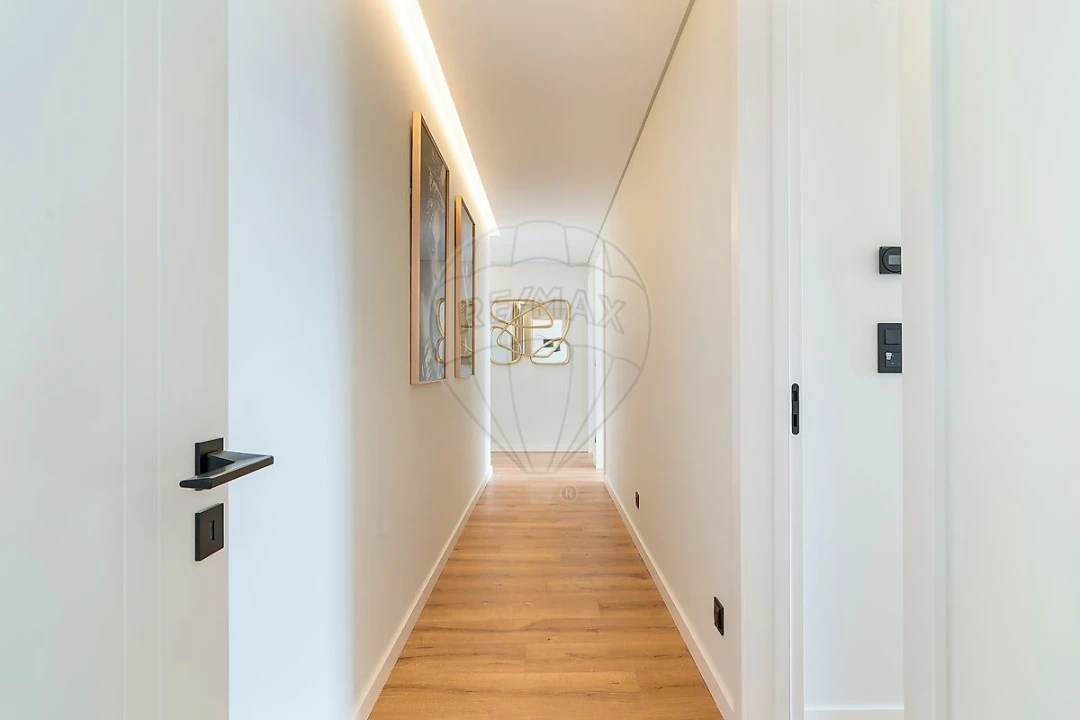 Apartamento T3 para Arrendamento em Carnaxide e Queijas Foto 10