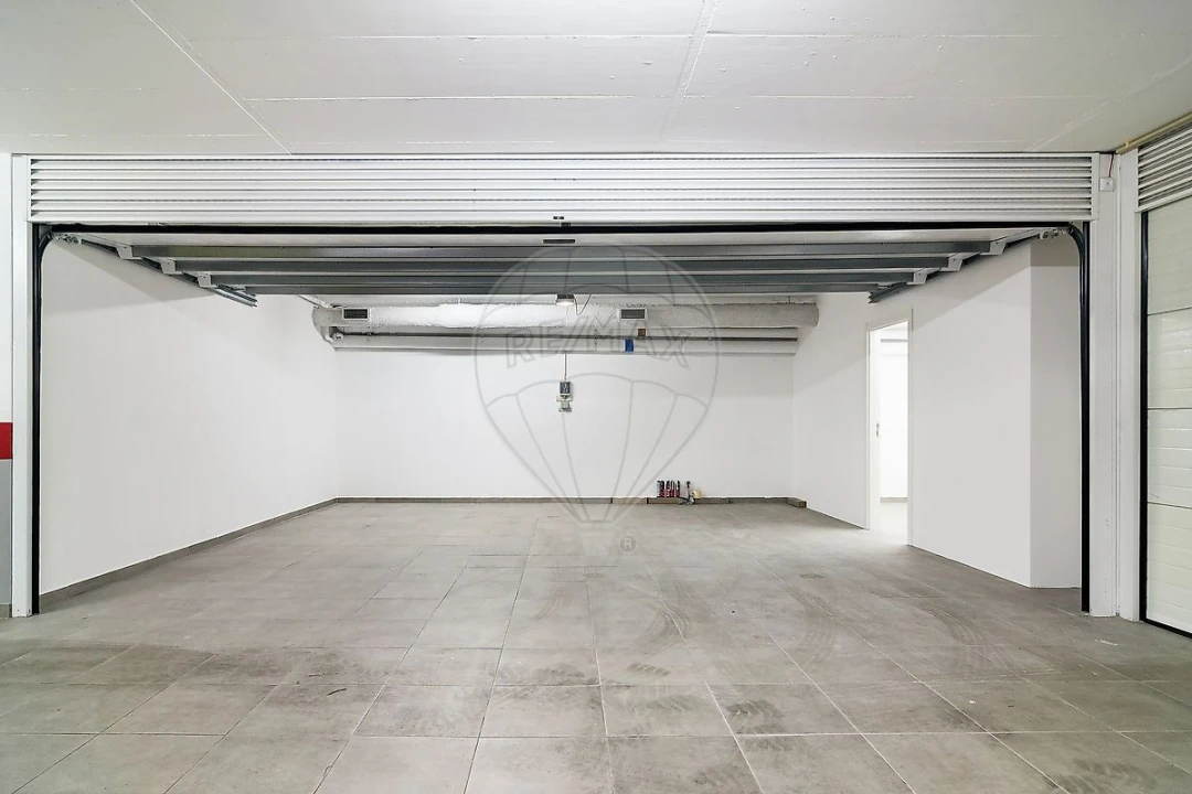 Apartamento T3 para Arrendamento em Carnaxide e Queijas Foto 17