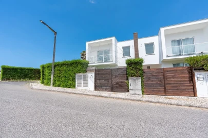 Moradia T3 para Venda em Vau