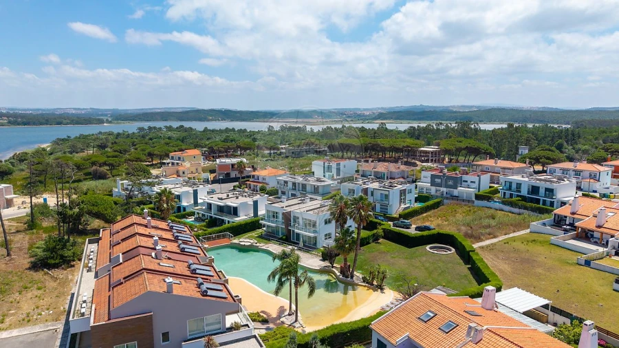 Moradia T3 para Venda em Vau Foto 4