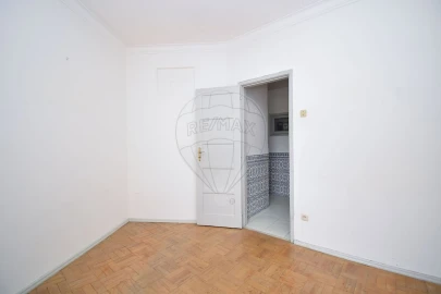 Apartamento T2 para Venda em Falagueira-Venda Nova