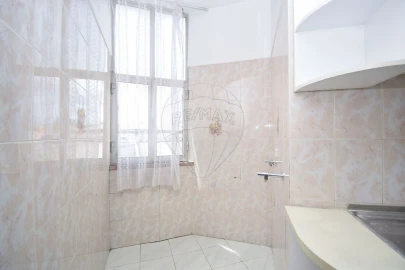 Apartamento T2 para Venda em Falagueira-Venda Nova