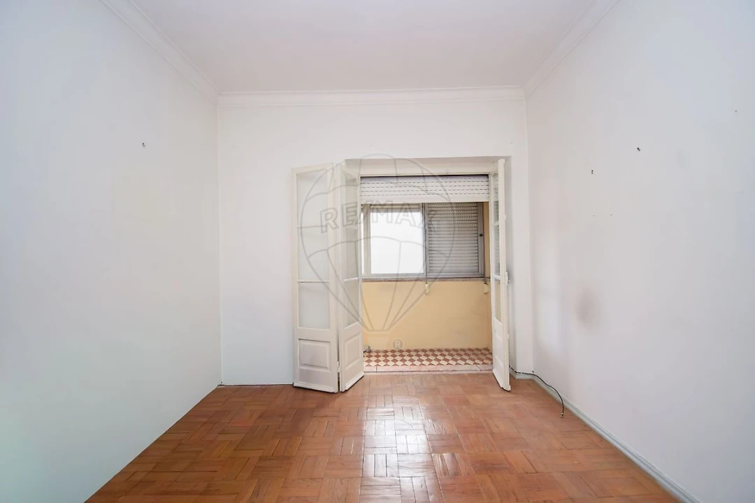 Apartamento T2 para Venda em Falagueira-Venda Nova Foto 5
