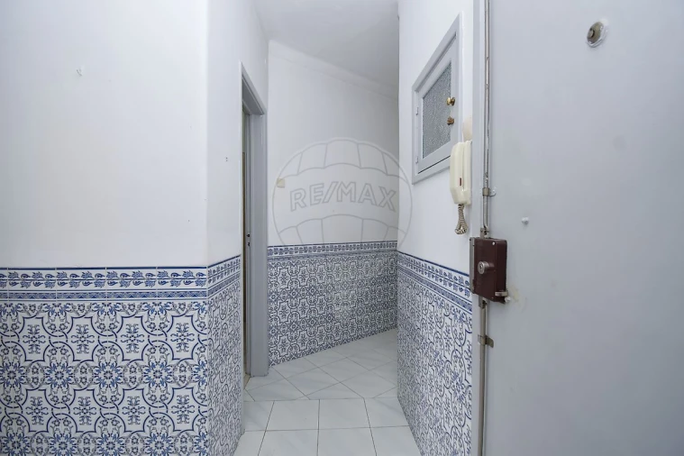 Apartamento T2 para Venda em Falagueira-Venda Nova Foto 12
