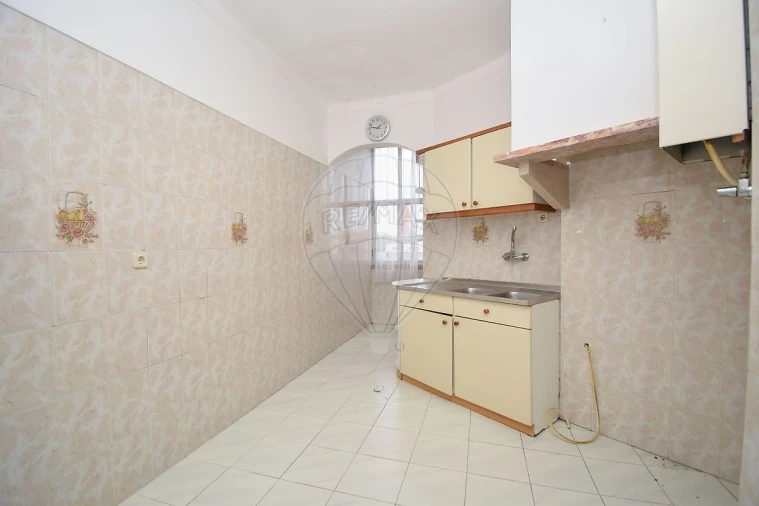 Apartamento T2 para Venda em Falagueira-Venda Nova Foto 19