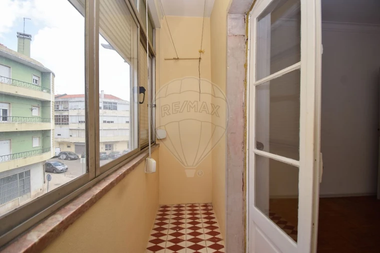 Apartamento T2 para Venda em Falagueira-Venda Nova Foto 15