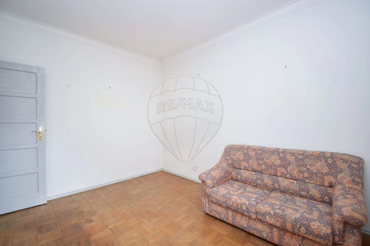 Apartamento T2 para Venda em Falagueira-Venda Nova Foto 7