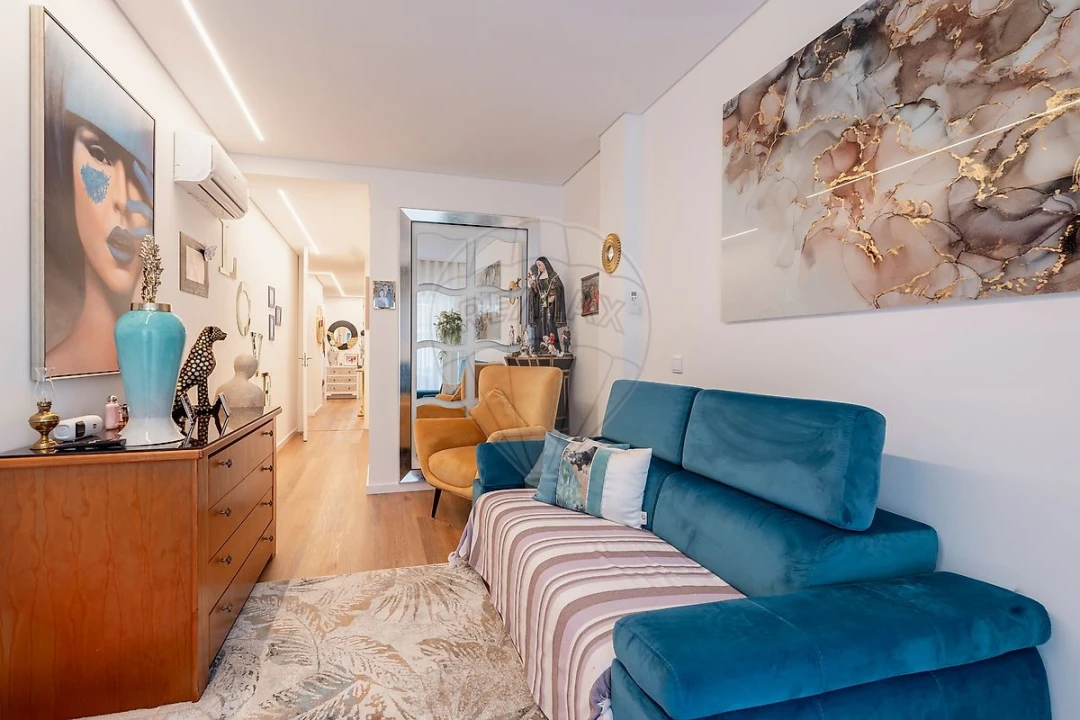 Apartamento T3 para Venda em Barreiro e Lavradio Foto 3