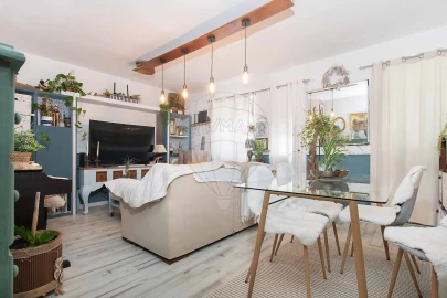 Apartamento T3 para Venda em Massamá e Monte Abraão