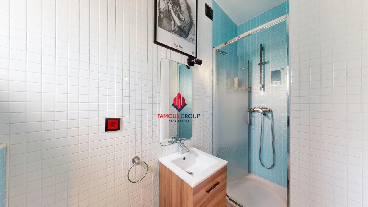 Apartamento T4 para Venda em Portimão Foto 14