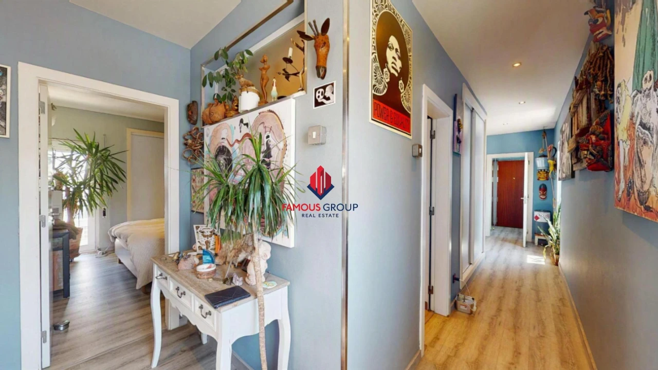 Apartamento T4 para Venda em Portimão Foto 6