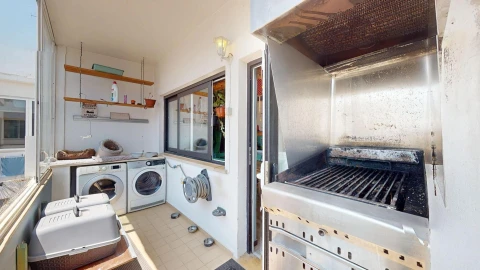 Apartamento T4 para Venda em Portimão