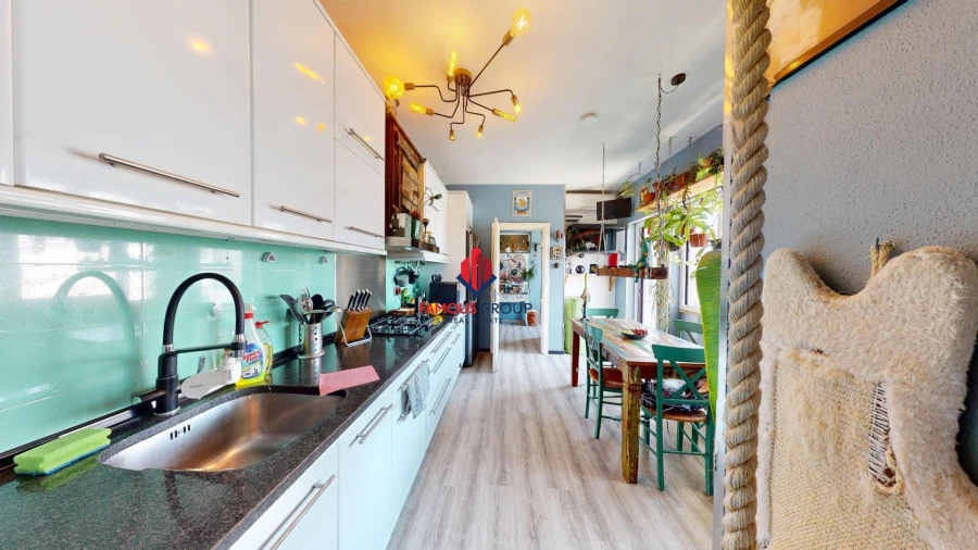 Apartamento T4 para Venda em Portimão Foto 4