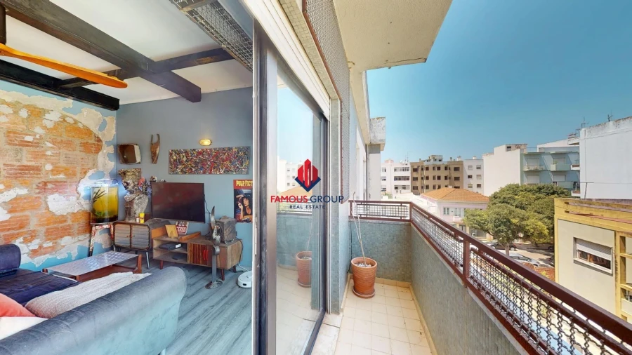 Apartamento T4 para Venda em Portimão Foto 45