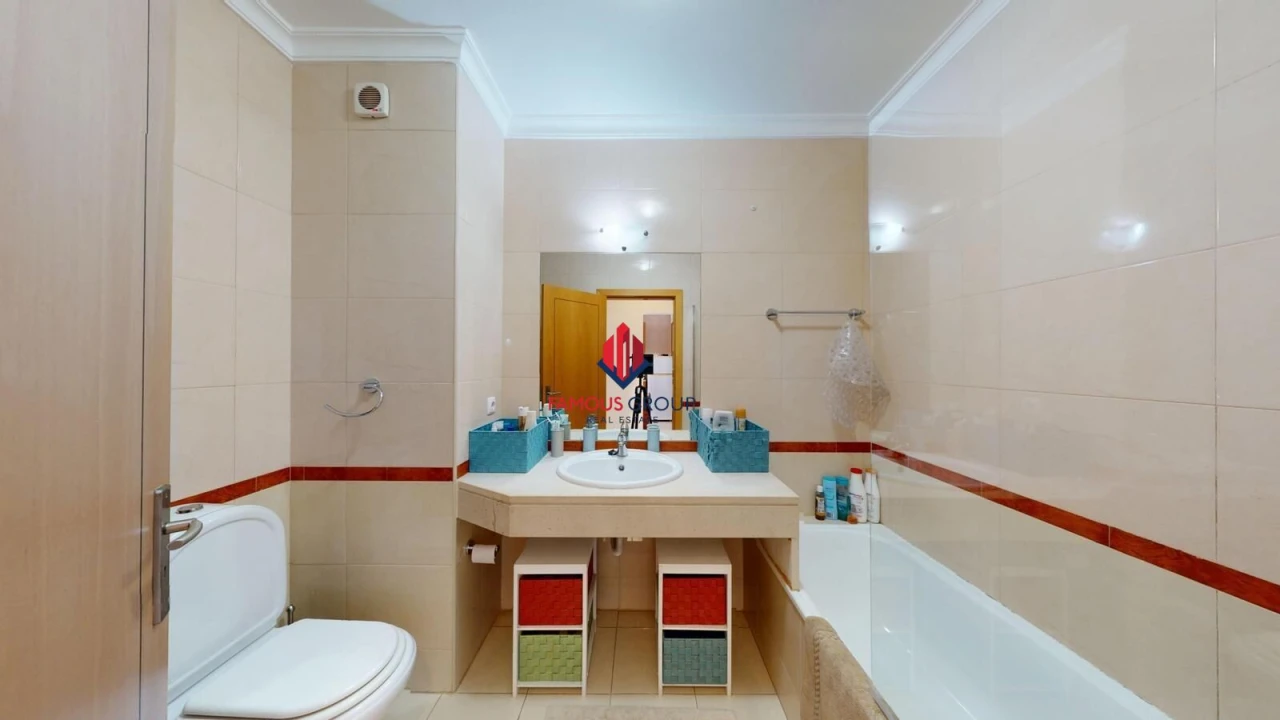 Apartamento T1 para Venda em Portimão Foto 18
