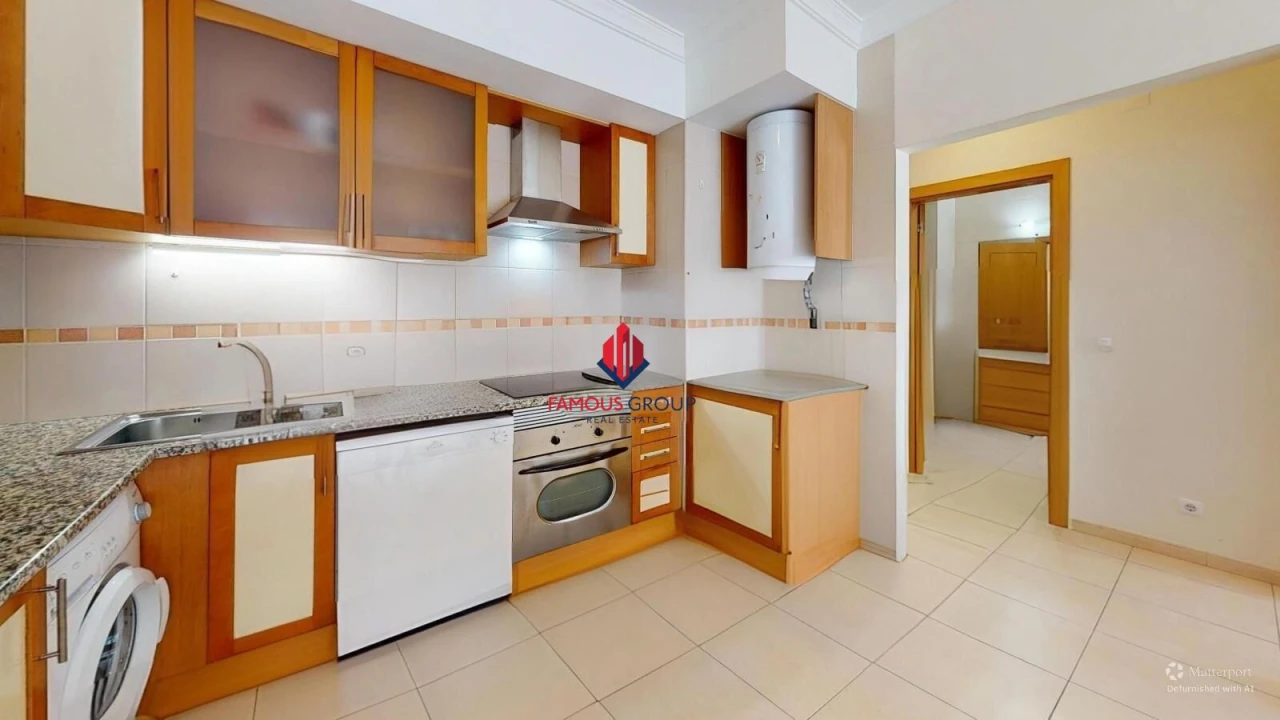 Apartamento T1 para Venda em Portimão Foto 5