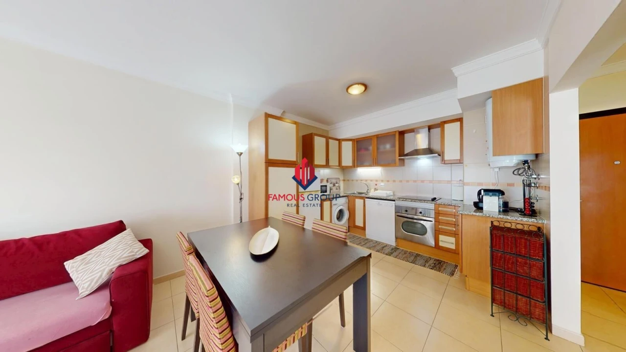 Apartamento T1 para Venda em Portimão Foto 6