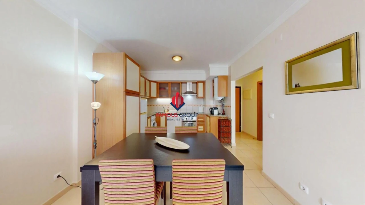 Apartamento T1 para Venda em Portimão Foto 9