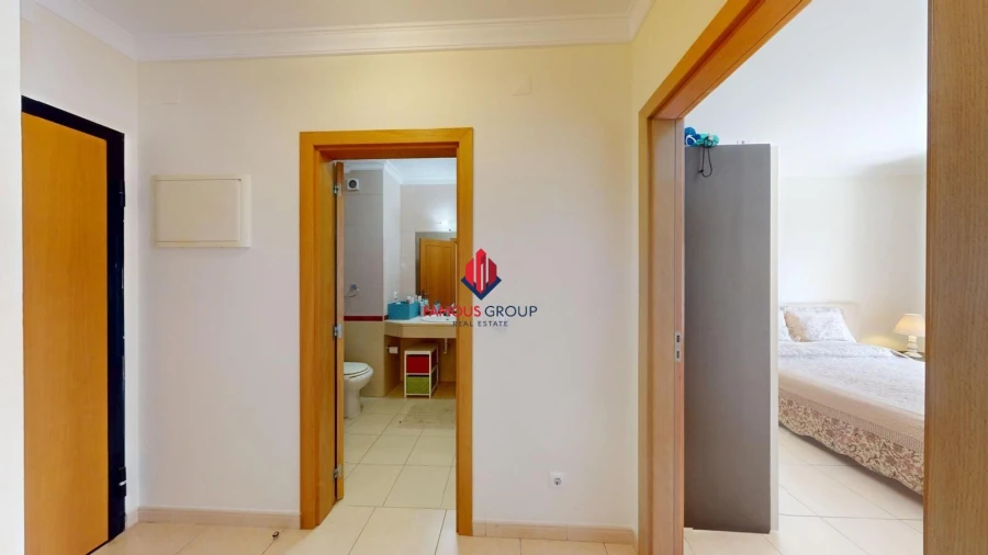 Apartamento T1 para Venda em Portimão Foto 17
