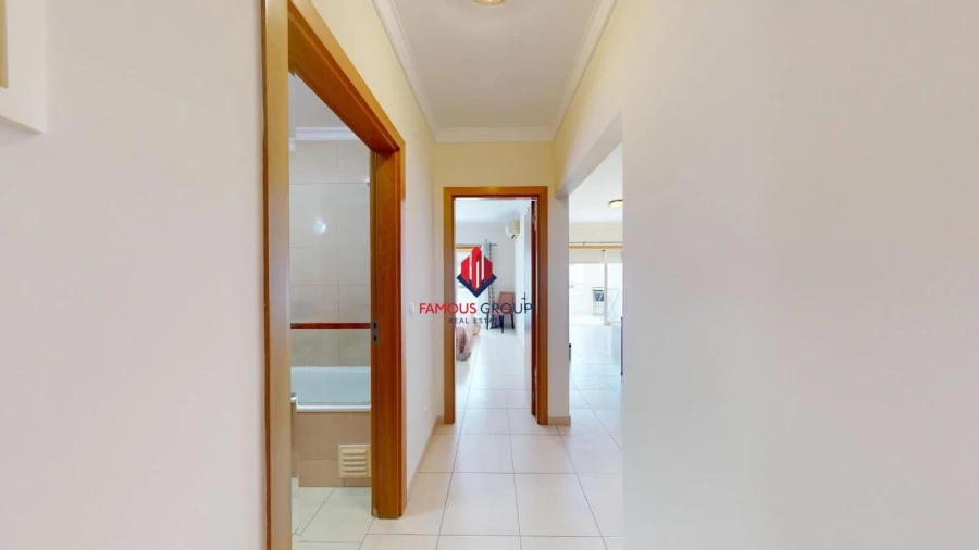 Apartamento T1 para Venda em Portimão Foto 25