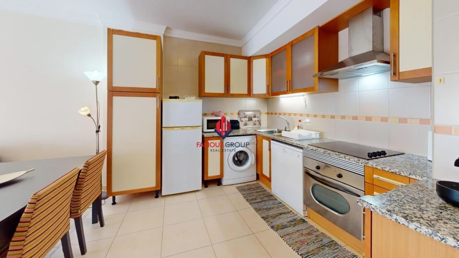 Apartamento T1 para Venda em Portimão Foto 4