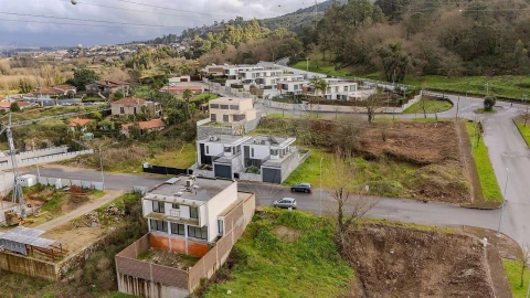 Moradia T4 para Venda em Palmeira