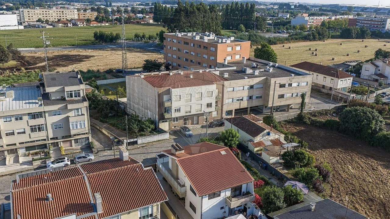 Apartamento T3 para Venda em Moreira Foto 24