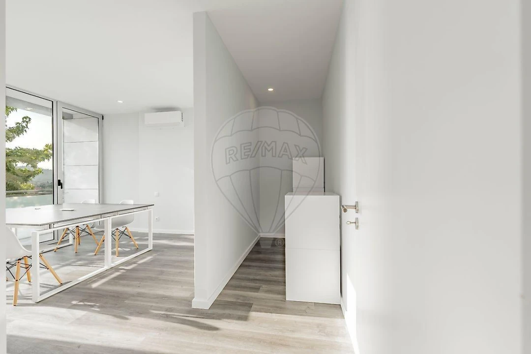 Apartamento T3 para Venda em Ferreiros e Gondizalves Foto 33