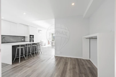 Apartamento T3 para Venda em Ferreiros e Gondizalves