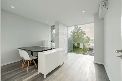 Apartamento T3 para Venda em Ferreiros e Gondizalves