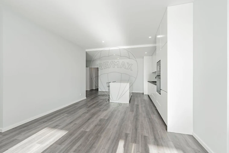 Apartamento T3 para Venda em Ferreiros e Gondizalves Foto 17